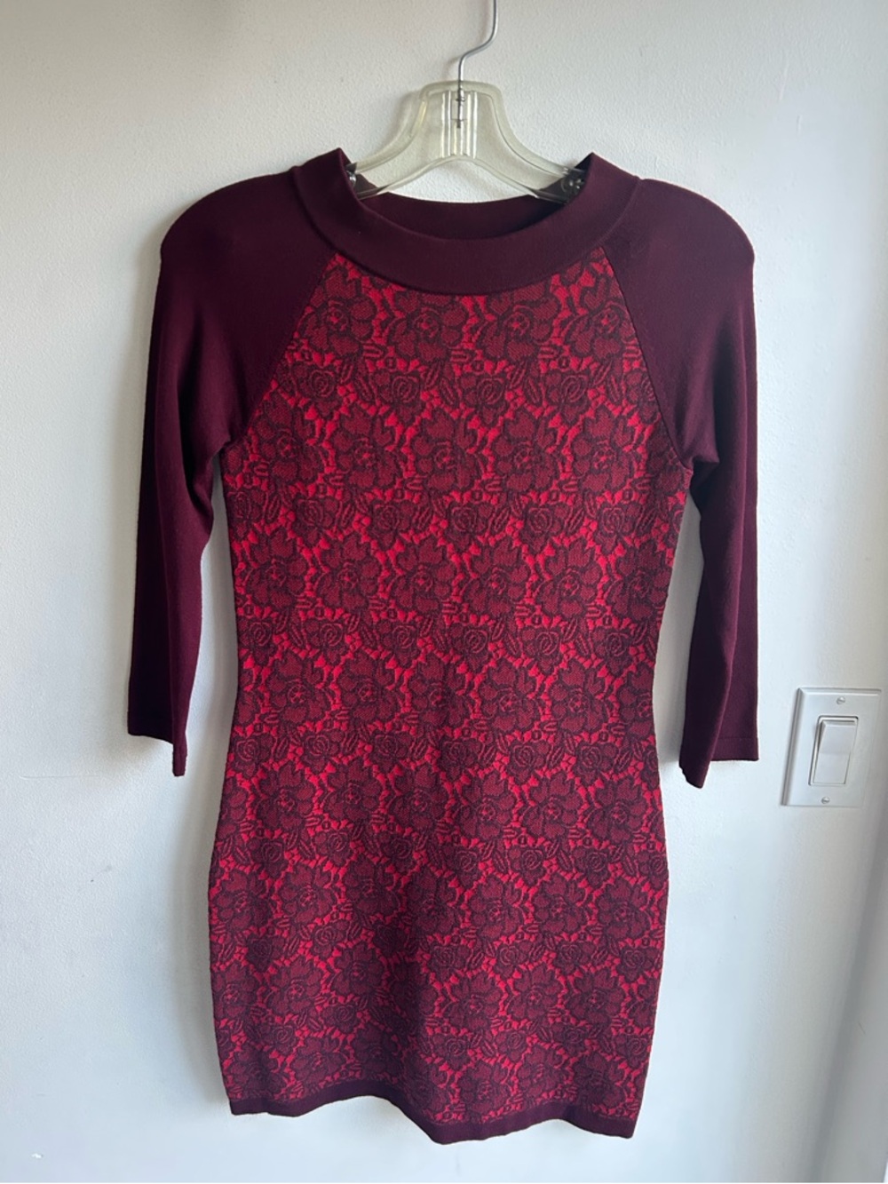 Max Mara Weekend Red Floral Lace 3/4 Sleeve Shift Dress sz S